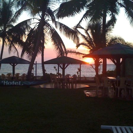 Ninnada Beach Hotel Marawila Buitenkant foto