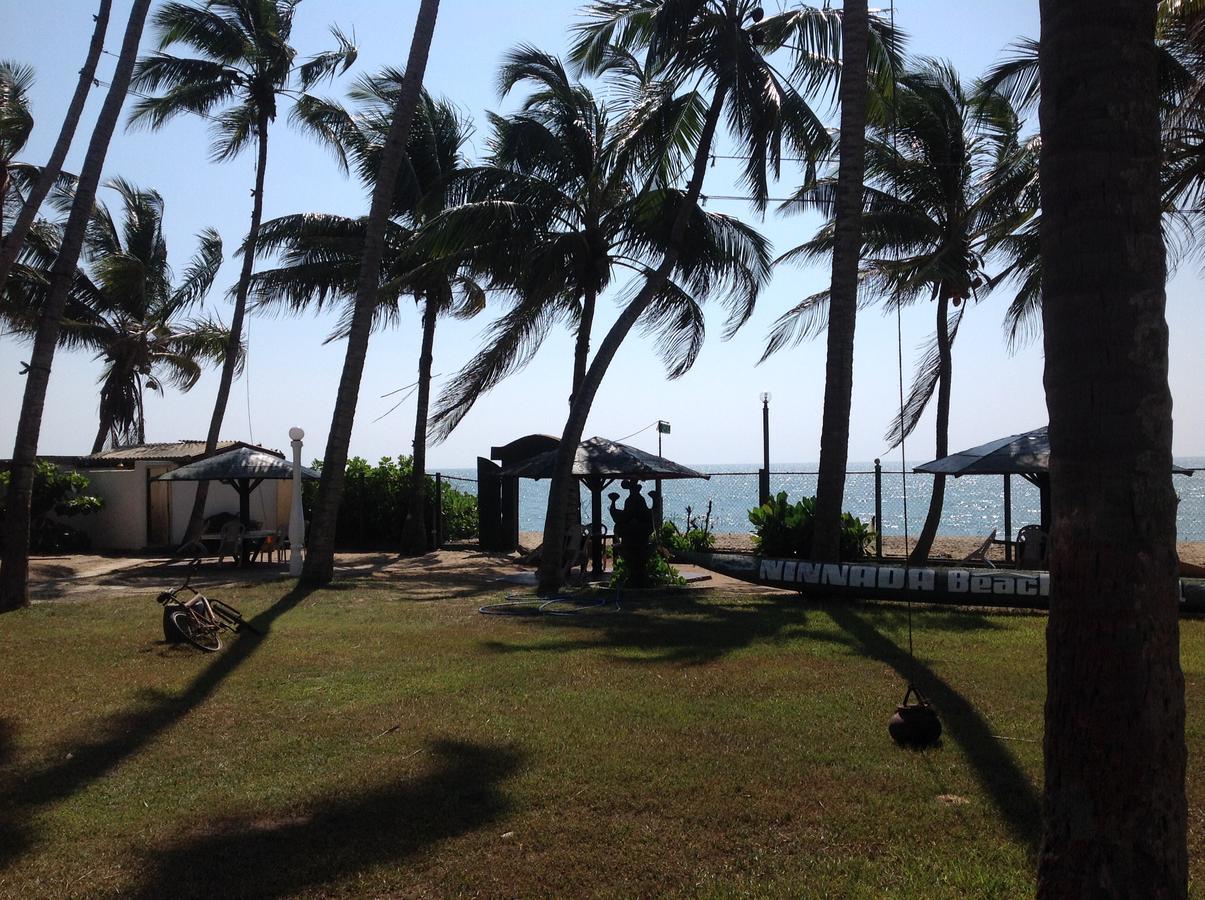 Ninnada Beach Hotel Marawila Buitenkant foto