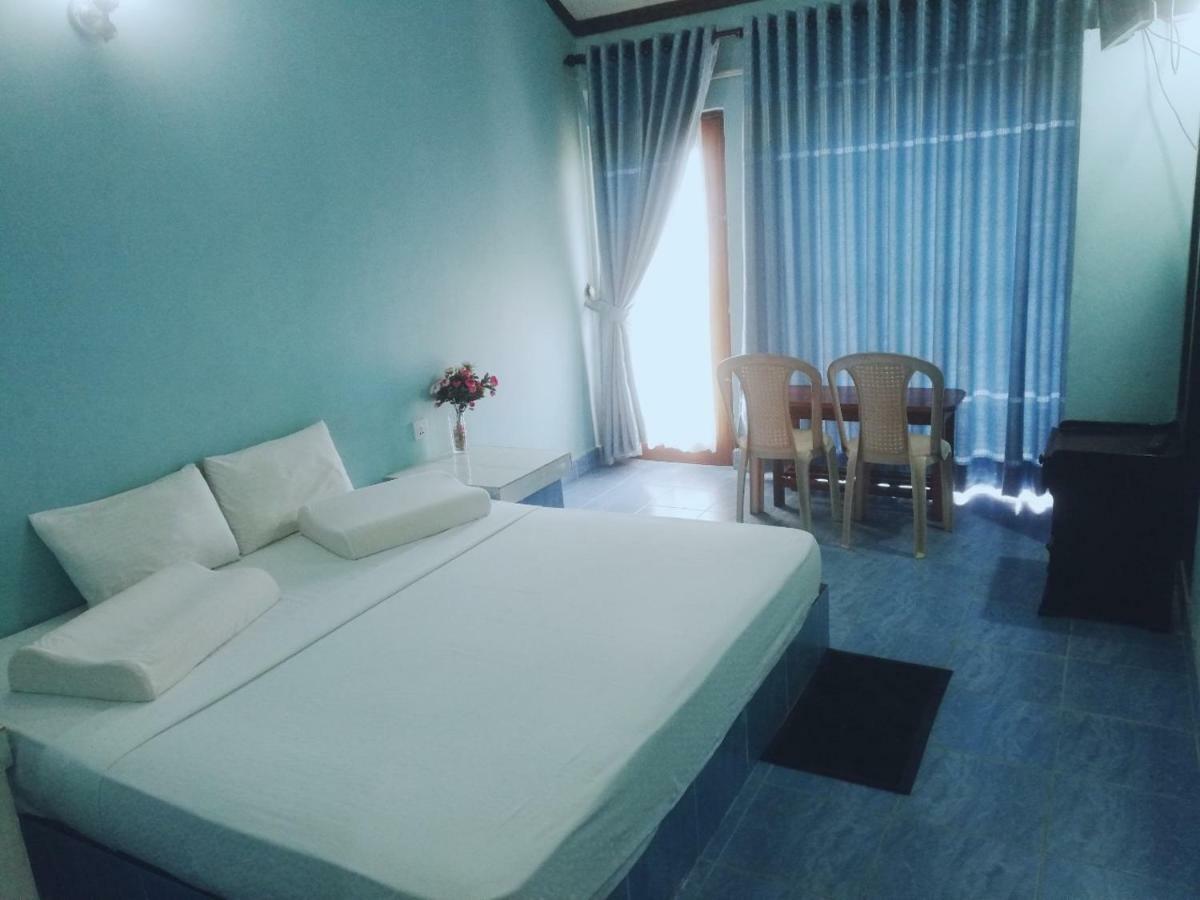 Ninnada Beach Hotel Marawila Buitenkant foto