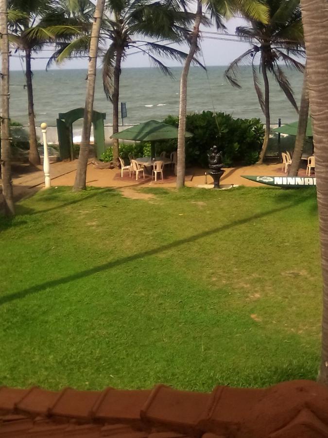 Ninnada Beach Hotel Marawila Buitenkant foto