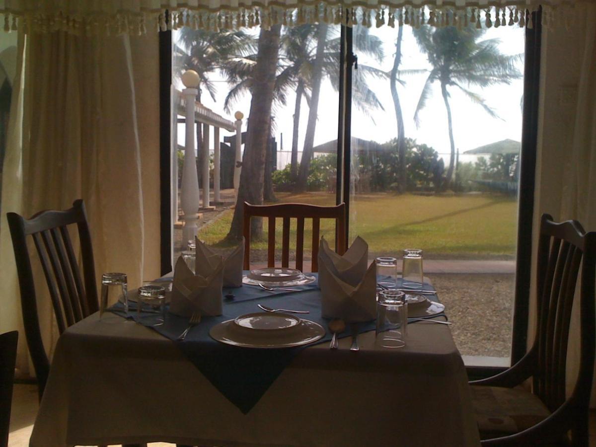 Ninnada Beach Hotel Marawila Kamer foto